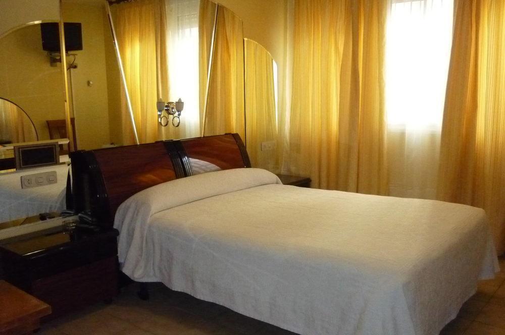 Hotel Francisco Javier Ла Коруня Екстериор снимка